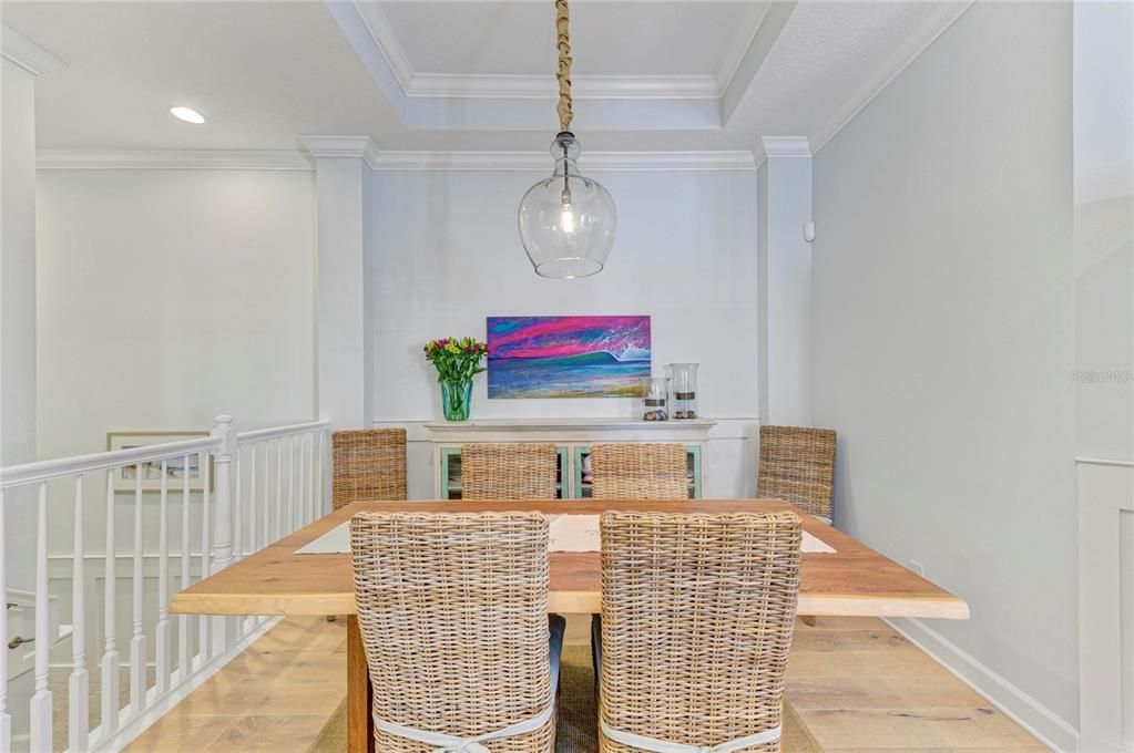 For Sale: $850,000 (3 beds, 3 baths, 1994 Square Feet)