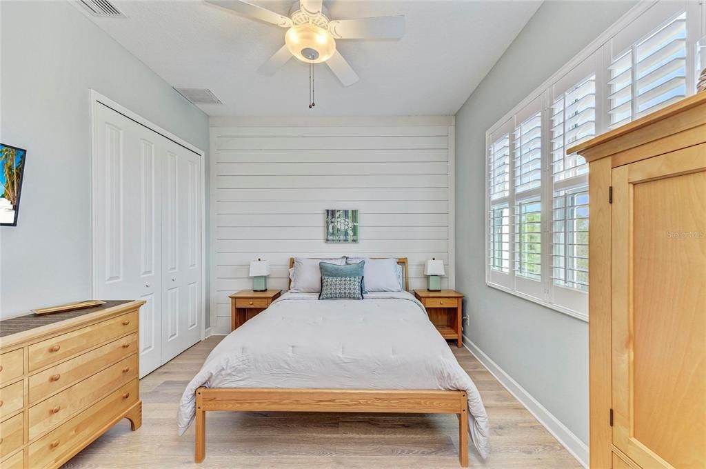 For Sale: $850,000 (3 beds, 3 baths, 1994 Square Feet)