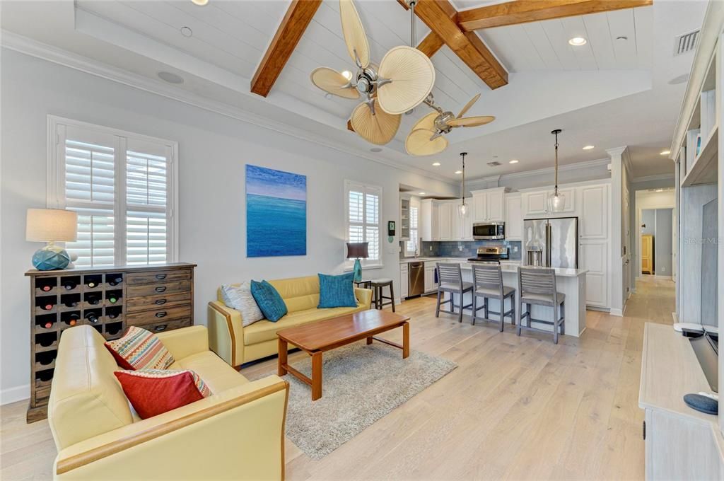 For Sale: $850,000 (3 beds, 3 baths, 1994 Square Feet)