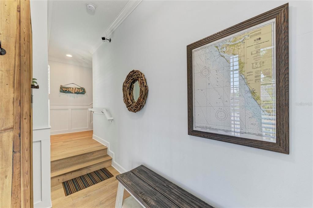 For Sale: $850,000 (3 beds, 3 baths, 1994 Square Feet)