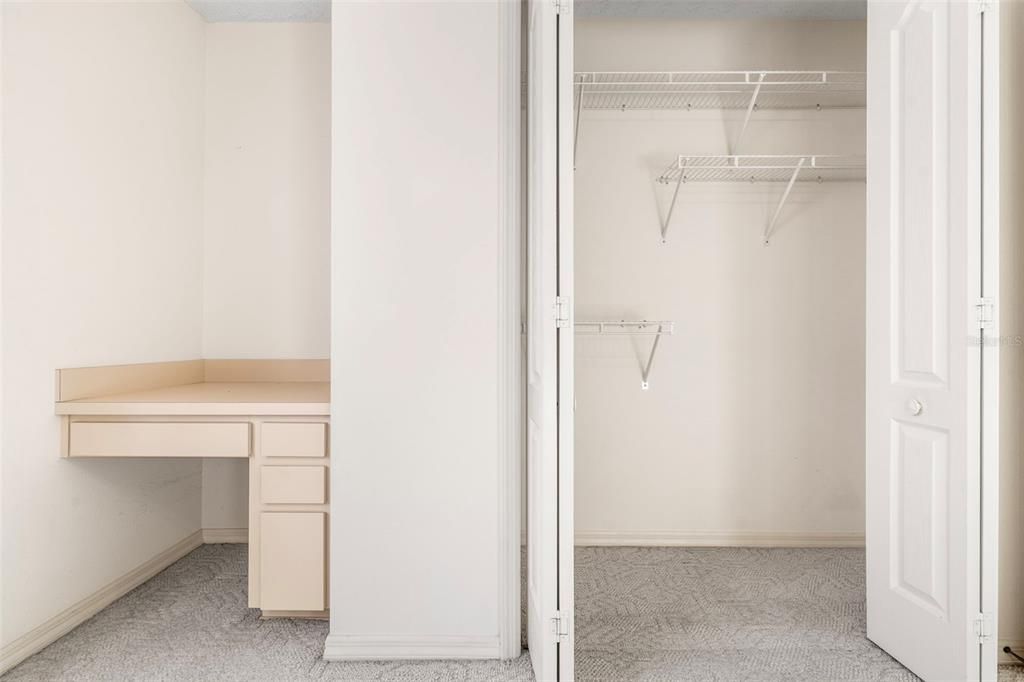 Под контрактом: $335,000 (3 спален, 2 ванн, 2074 Квадратных фут)