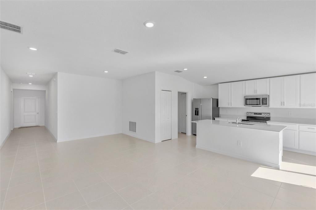 В аренду: $2,200 (3 спален, 2 ванн, 1459 Квадратных фут)