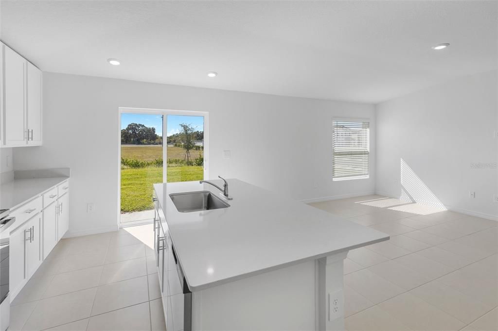 В аренду: $2,200 (3 спален, 2 ванн, 1459 Квадратных фут)