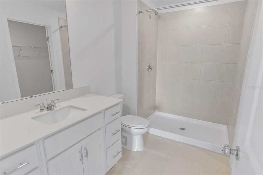 В аренду: $2,200 (3 спален, 2 ванн, 1459 Квадратных фут)