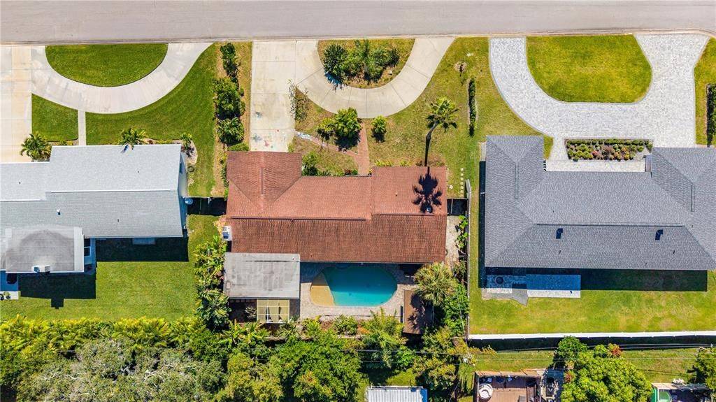 Active With Contract: $475,000 (3 beds, 2 baths, 2314 Square Feet)