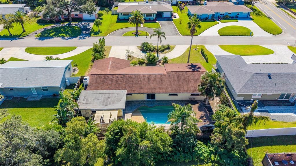 Active With Contract: $475,000 (3 beds, 2 baths, 2314 Square Feet)