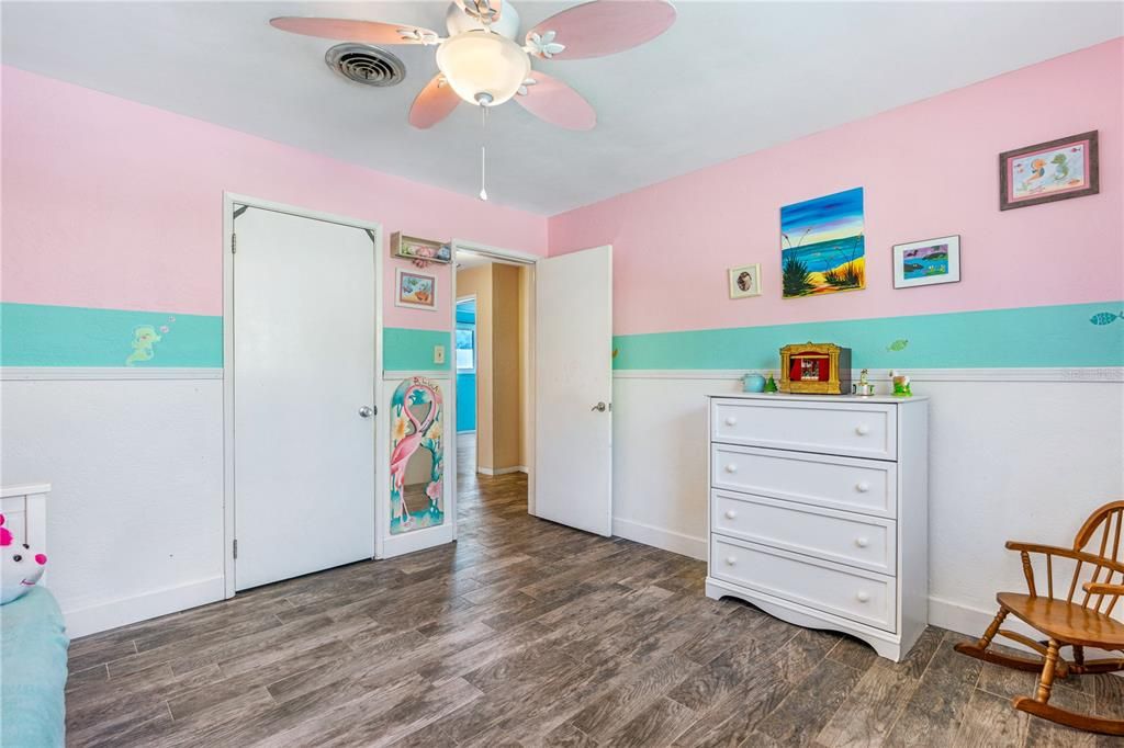 Active With Contract: $475,000 (3 beds, 2 baths, 2314 Square Feet)