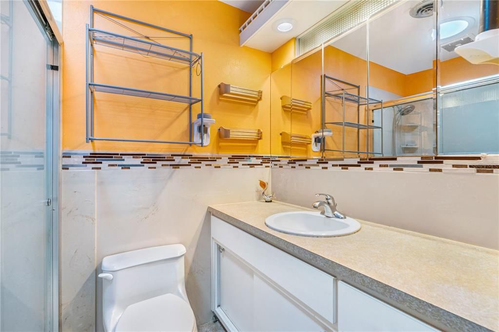 Active With Contract: $475,000 (3 beds, 2 baths, 2314 Square Feet)