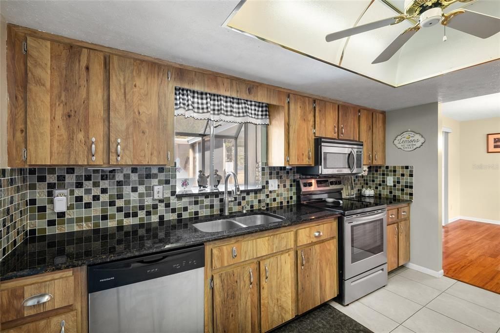 En Venta: $524,900 (3 camas, 2 baños, 1495 Pies cuadrados)