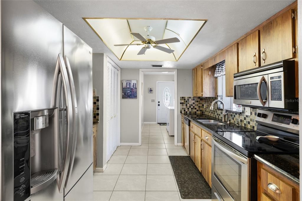 En Venta: $524,900 (3 camas, 2 baños, 1495 Pies cuadrados)