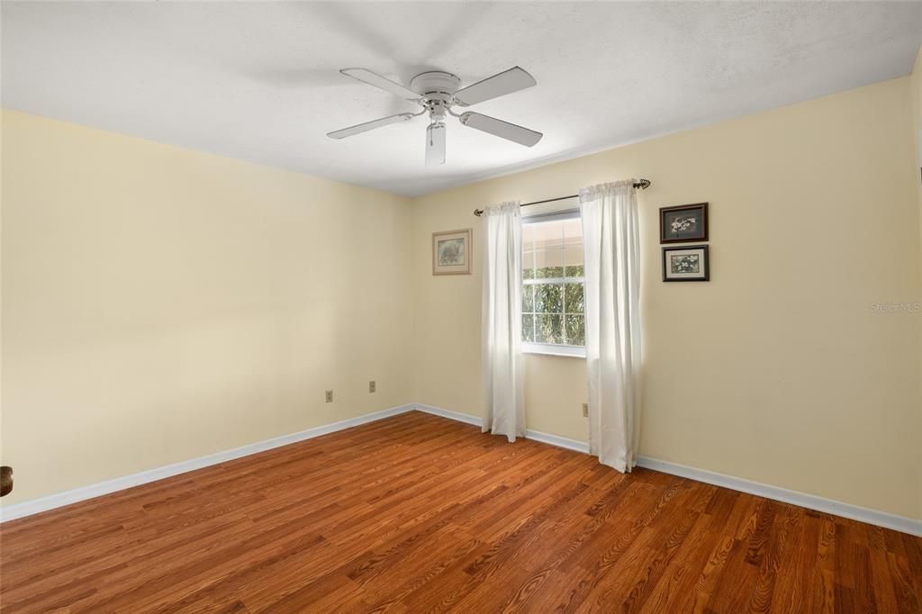 En Venta: $524,900 (3 camas, 2 baños, 1495 Pies cuadrados)