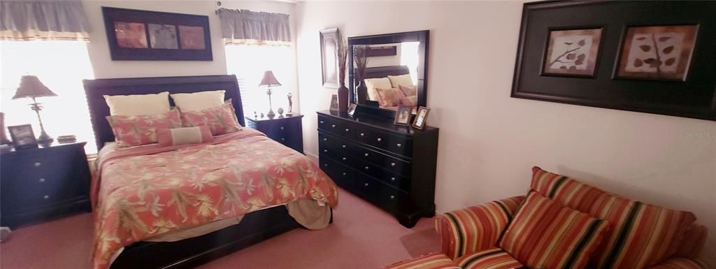 For Sale: $325,000 (2 beds, 2 baths, 1380 Square Feet)