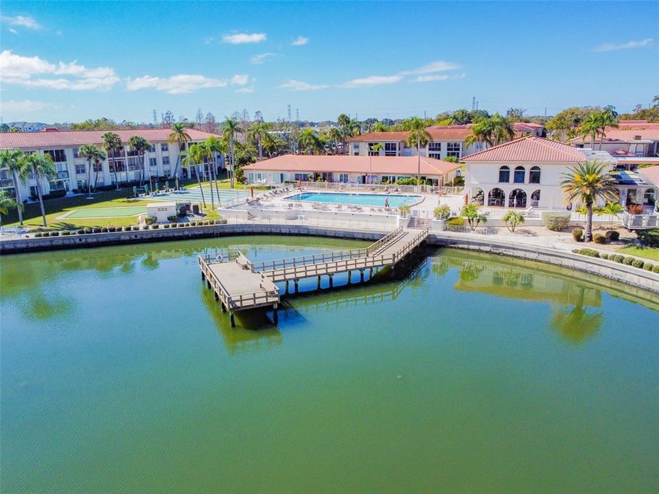 На продажу: $349,900 (2 спален, 2 ванн, 1400 Квадратных фут)