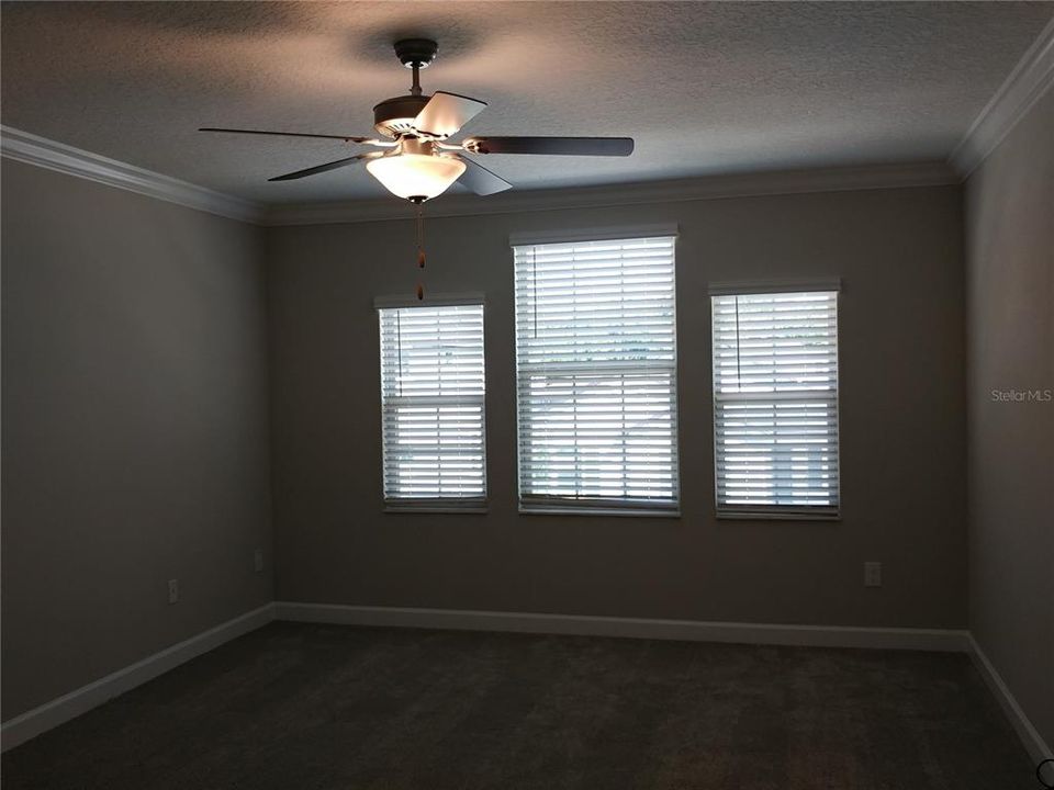 En Renta: $2,800 (4 camas, 2 baños, 2334 Pies cuadrados)