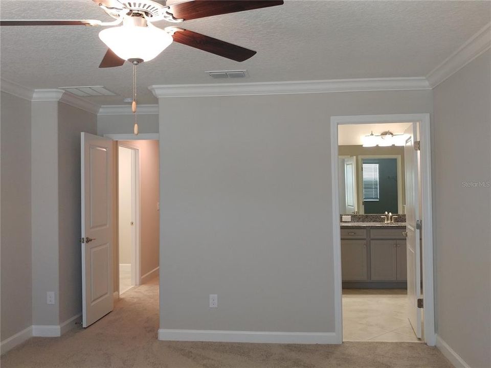 En Renta: $2,800 (4 camas, 2 baños, 2334 Pies cuadrados)