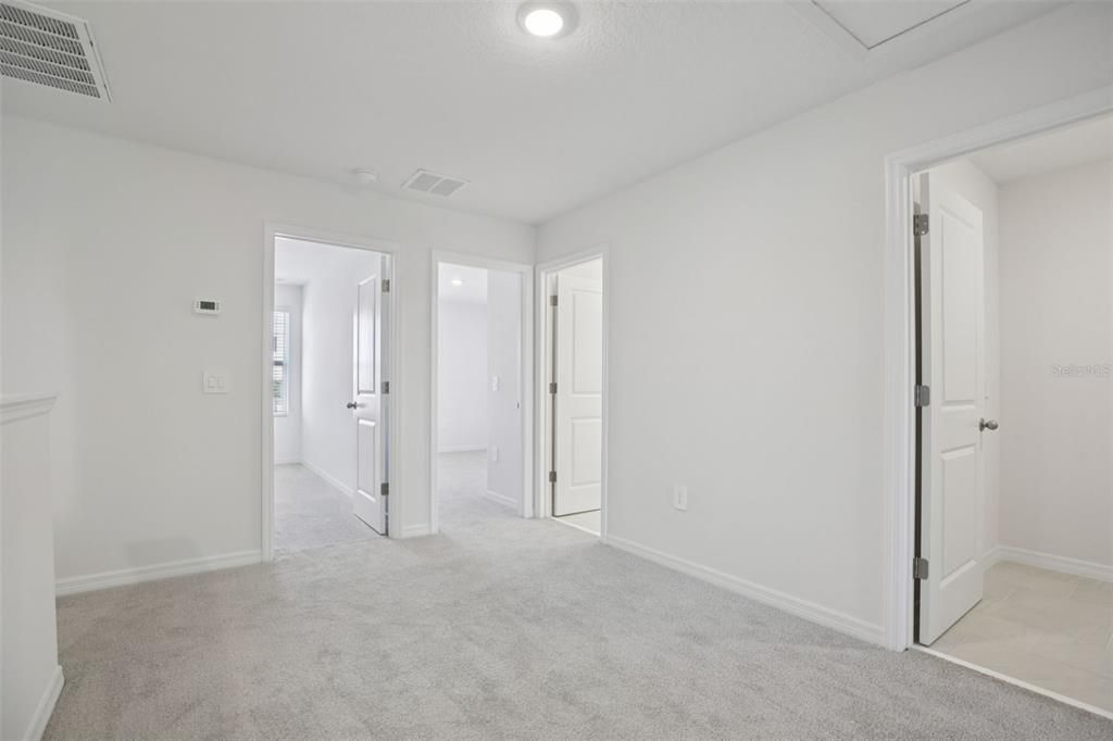 На продажу: $271,000 (3 спален, 2 ванн, 1485 Квадратных фут)