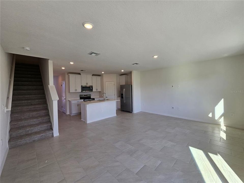 For Sale: $282,000 (3 beds, 2 baths, 1485 Square Feet)