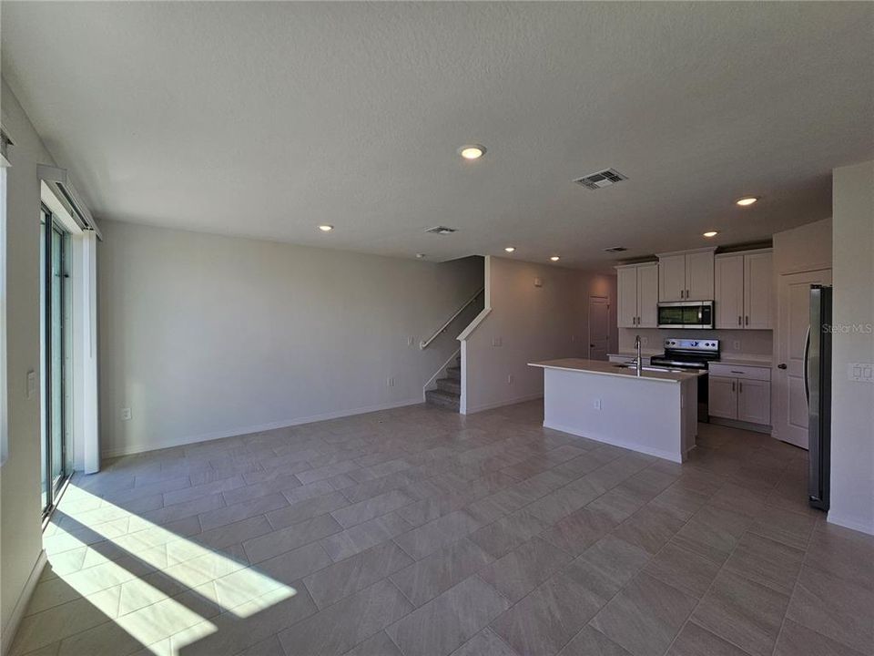 For Sale: $282,000 (3 beds, 2 baths, 1485 Square Feet)