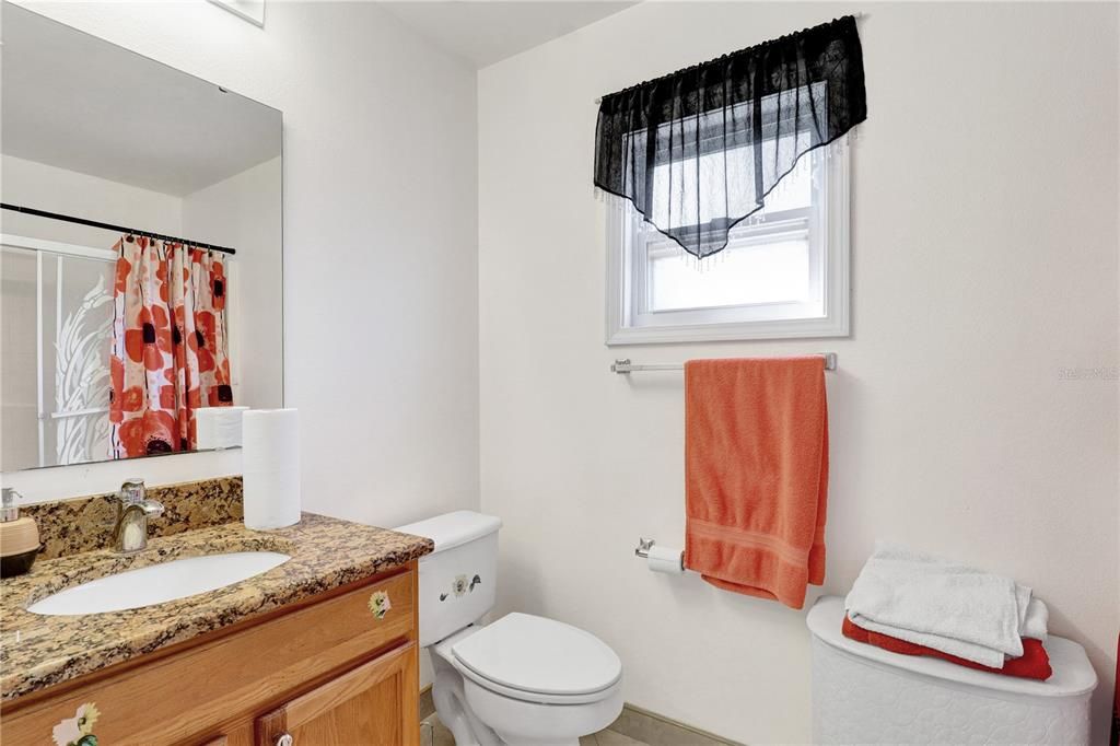 待售: $324,990 (4 贝兹, 2 浴室, 1806 平方英尺)