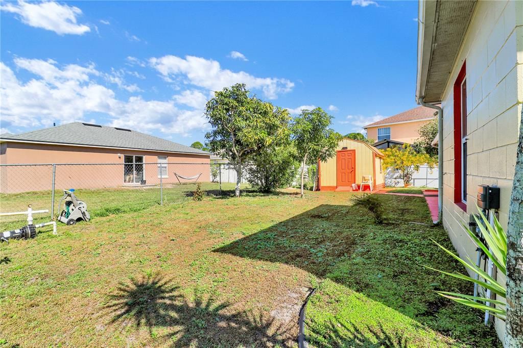 待售: $324,990 (4 贝兹, 2 浴室, 1806 平方英尺)