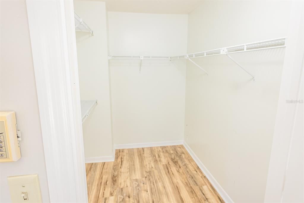 待售: $405,000 (3 贝兹, 2 浴室, 1524 平方英尺)