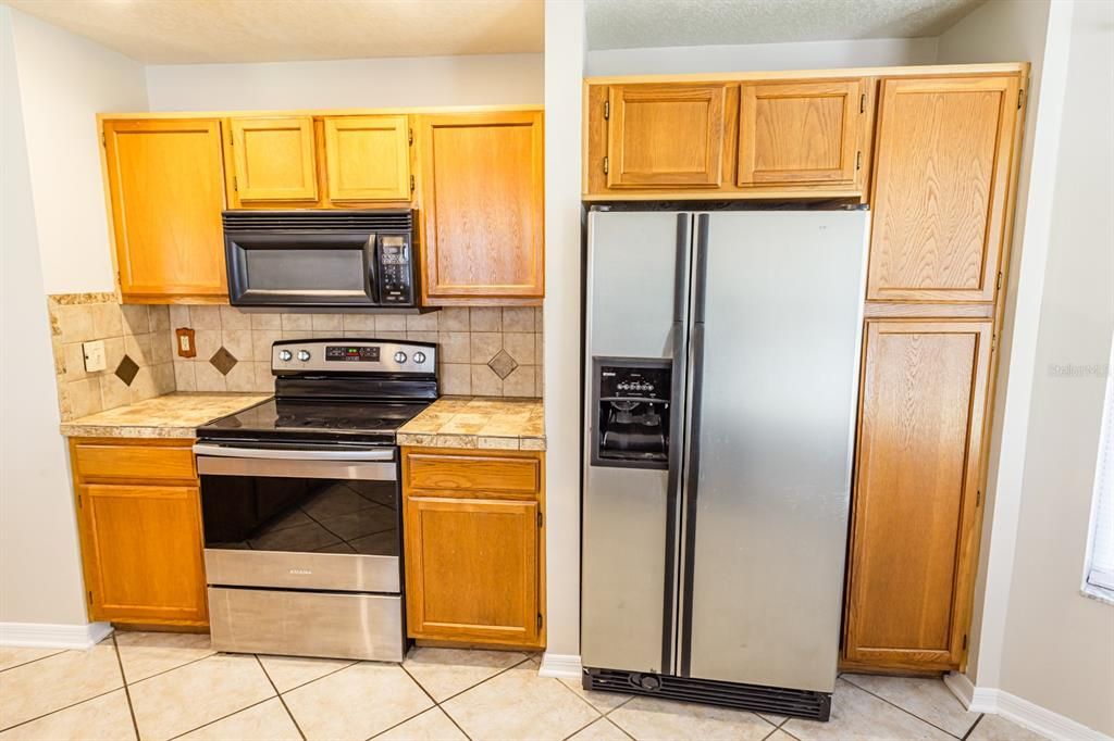 待售: $405,000 (3 贝兹, 2 浴室, 1524 平方英尺)