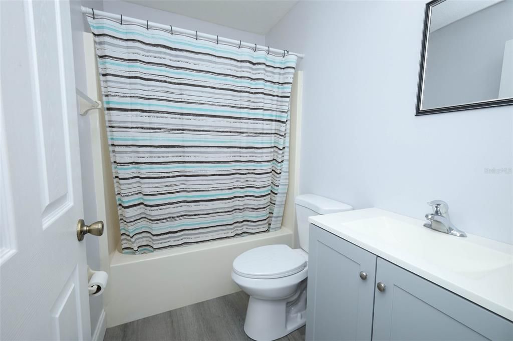 En Venta: $439,000 (3 camas, 2 baños, 1640 Pies cuadrados)