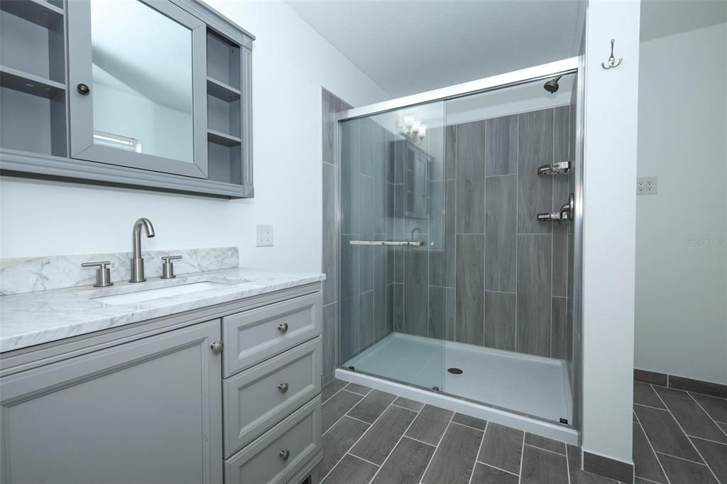 En Venta: $439,000 (3 camas, 2 baños, 1640 Pies cuadrados)