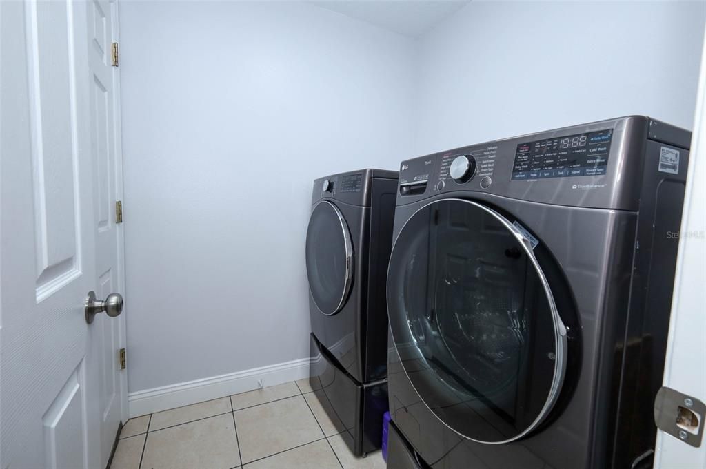 En Venta: $439,000 (3 camas, 2 baños, 1640 Pies cuadrados)