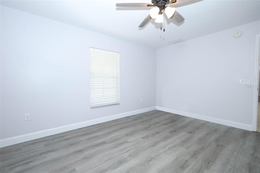 En Venta: $439,000 (3 camas, 2 baños, 1640 Pies cuadrados)