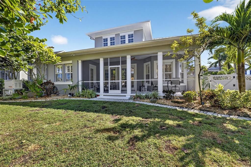 For Sale: $634,999 (4 beds, 2 baths, 2487 Square Feet)