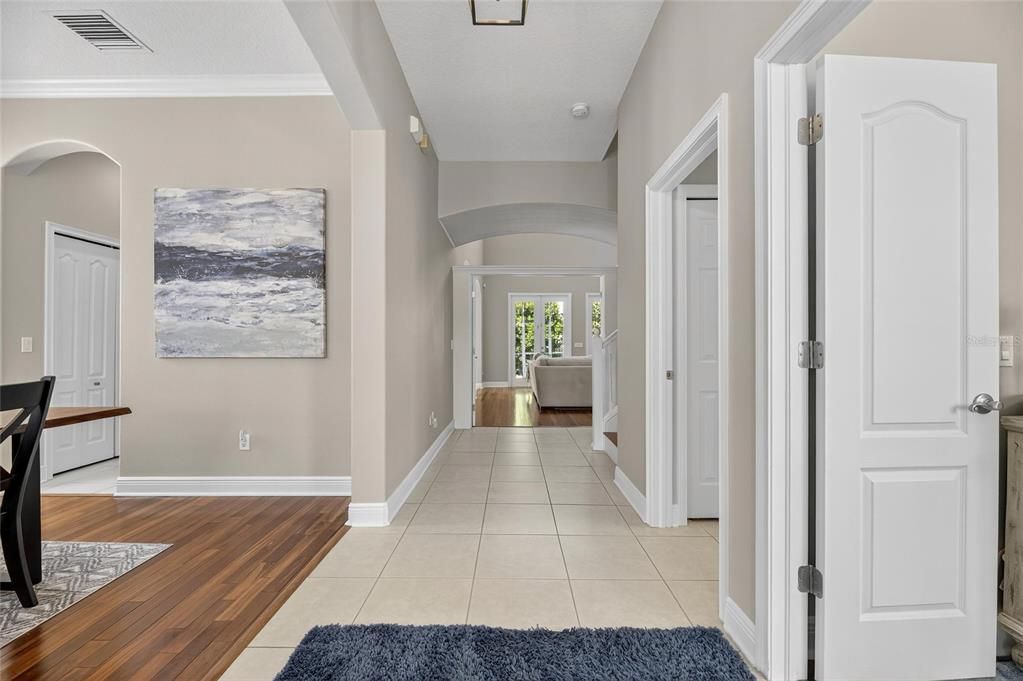 For Sale: $634,999 (4 beds, 2 baths, 2487 Square Feet)