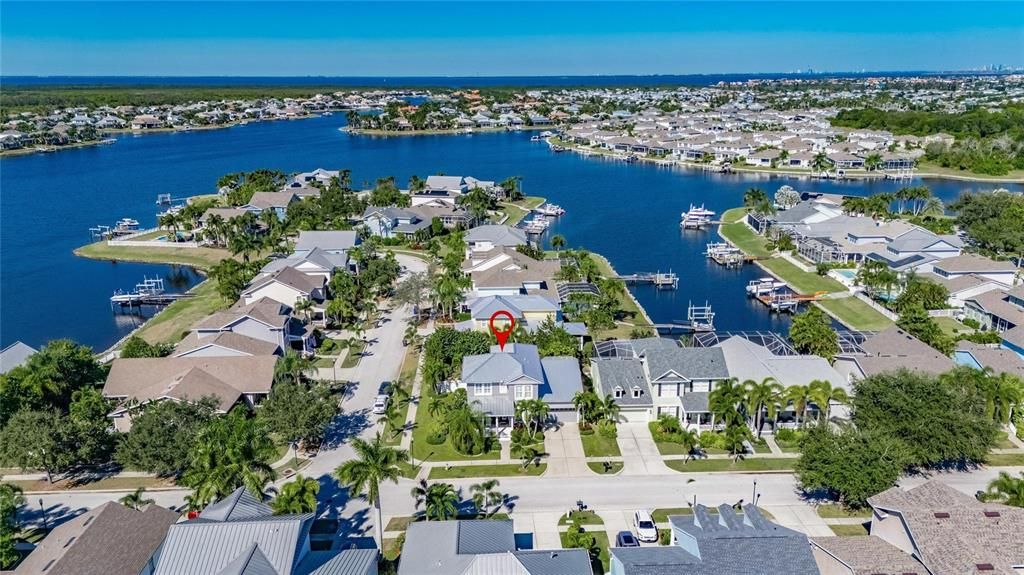 For Sale: $634,999 (4 beds, 2 baths, 2487 Square Feet)