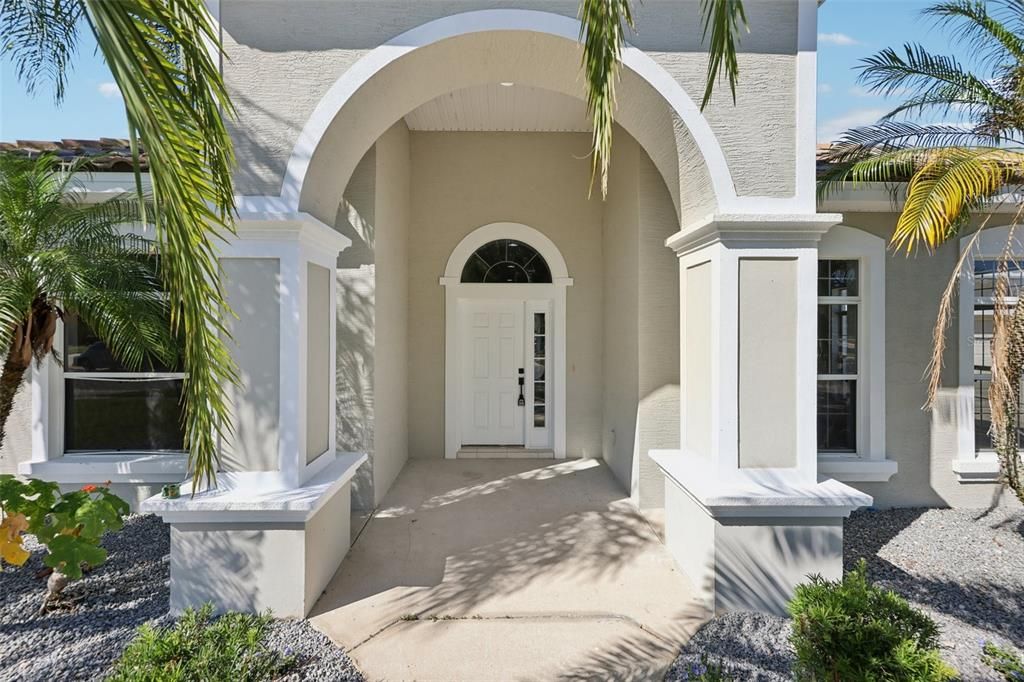 En Venta: $700,000 (3 camas, 2 baños, 2472 Pies cuadrados)