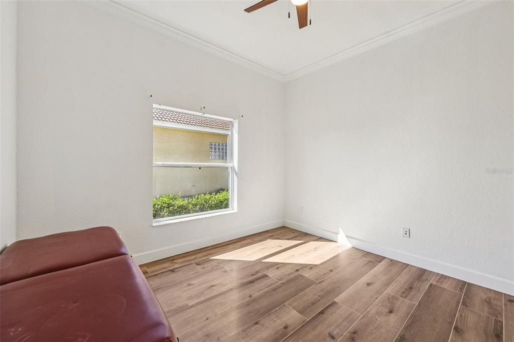 En Venta: $700,000 (3 camas, 2 baños, 2472 Pies cuadrados)