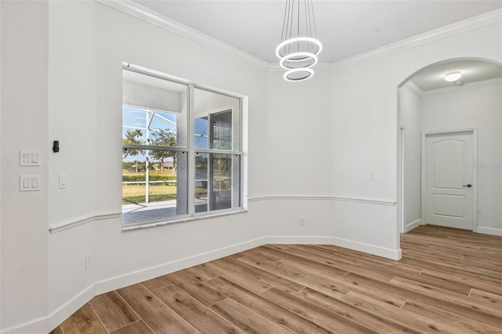 En Venta: $700,000 (3 camas, 2 baños, 2472 Pies cuadrados)