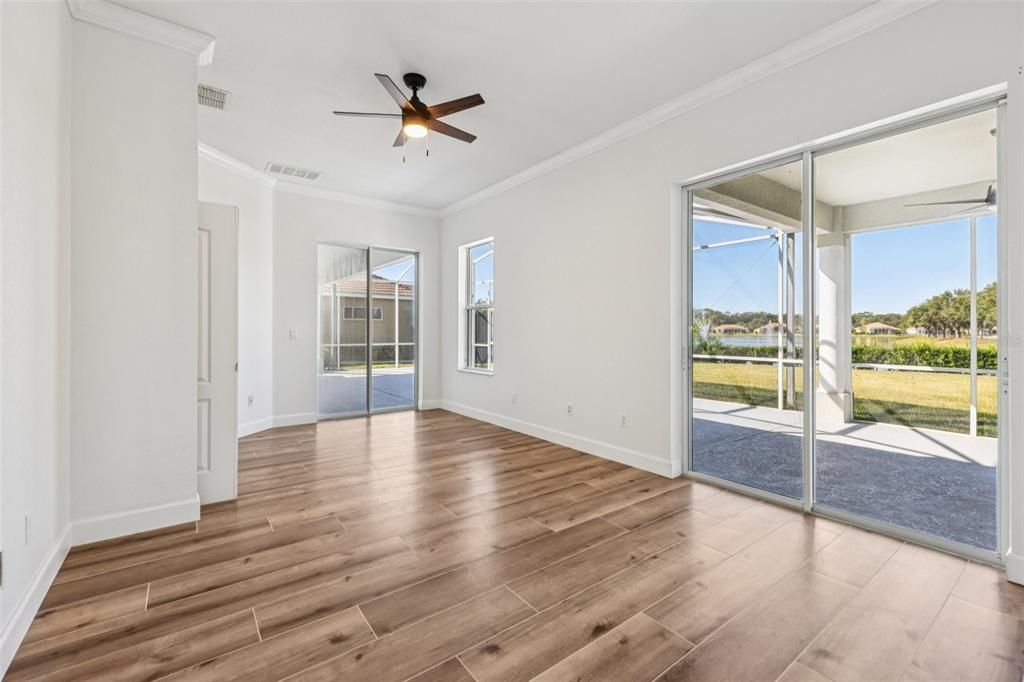 En Venta: $700,000 (3 camas, 2 baños, 2472 Pies cuadrados)