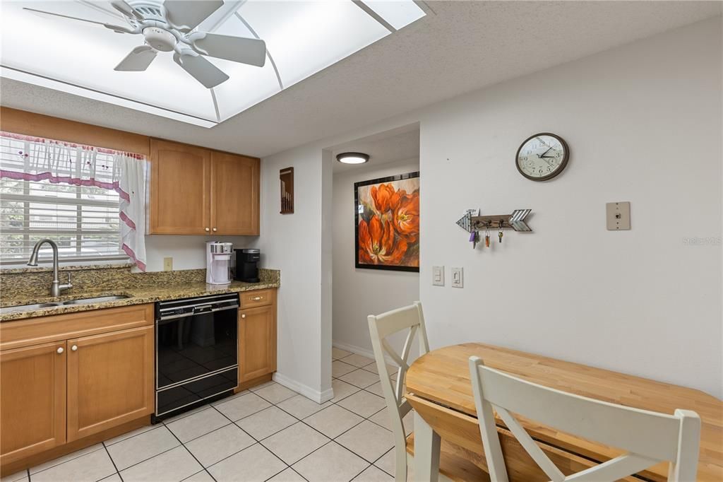 For Sale: $205,000 (2 beds, 2 baths, 1110 Square Feet)
