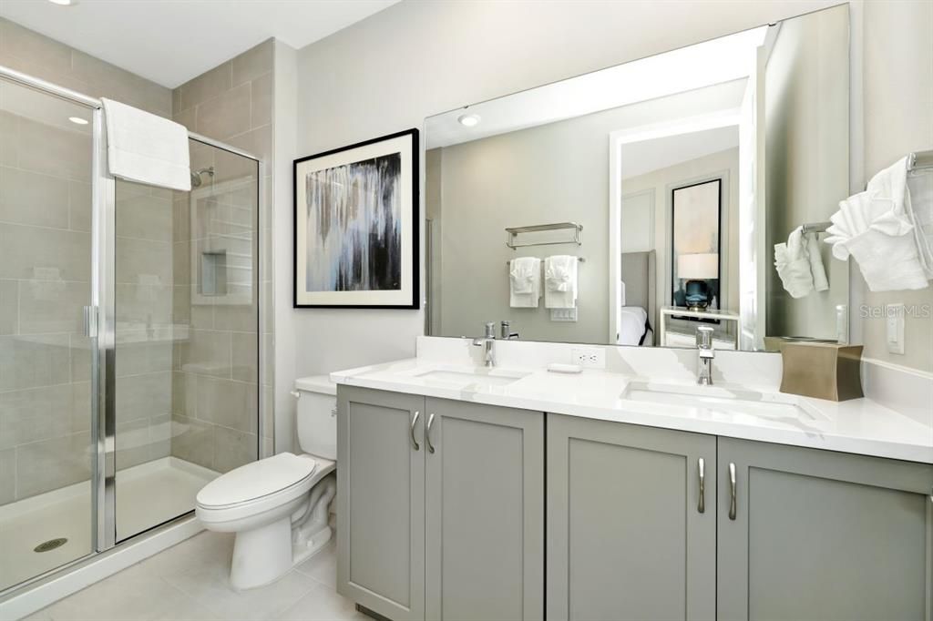 На продажу: $350,000 (3 спален, 2 ванн, 1704 Квадратных фут)