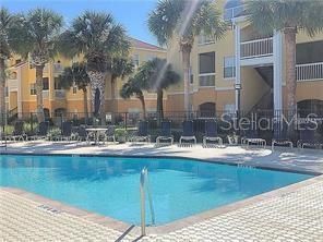 For Rent: $1,995 (2 beds, 2 baths, 925 Square Feet)