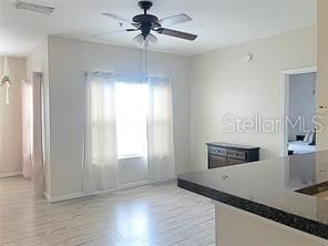 For Rent: $1,995 (2 beds, 2 baths, 925 Square Feet)