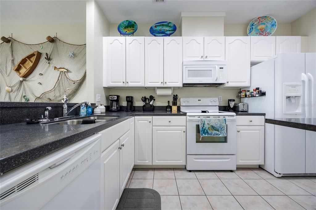 En Venta: $309,900 (3 camas, 2 baños, 1161 Pies cuadrados)