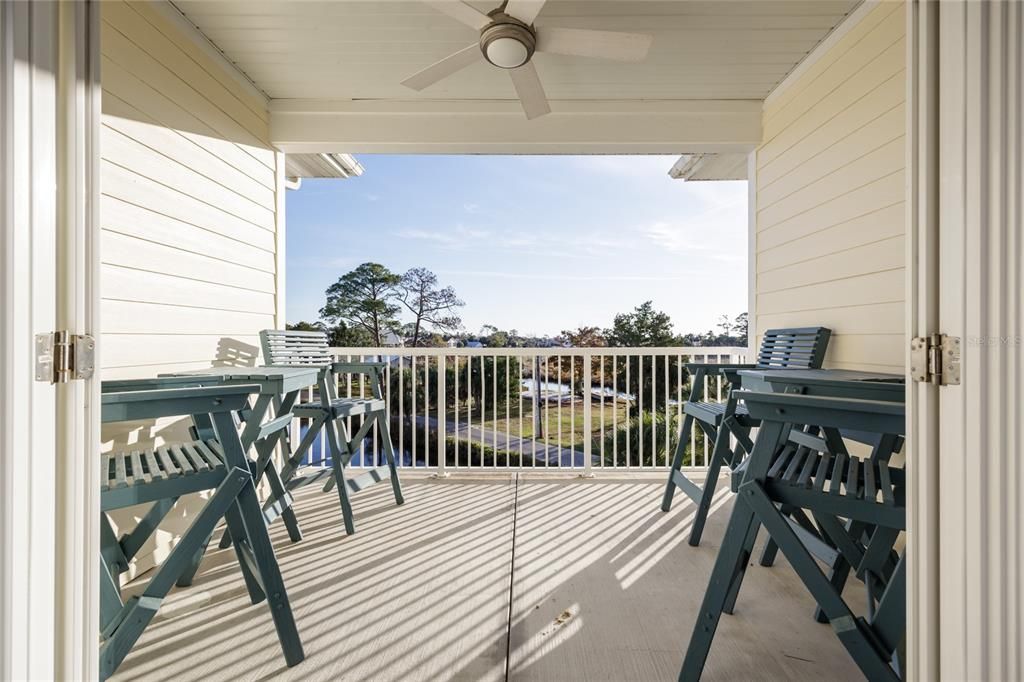 En Venta: $309,900 (3 camas, 2 baños, 1161 Pies cuadrados)