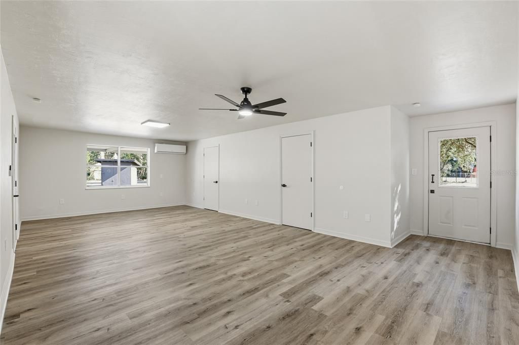 На продажу: $299,900 (3 спален, 2 ванн, 1862 Квадратных фут)