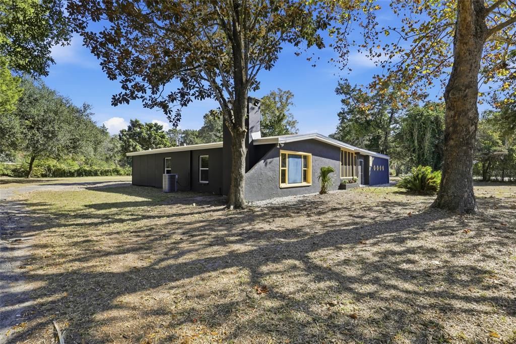 На продажу: $299,900 (3 спален, 2 ванн, 1862 Квадратных фут)