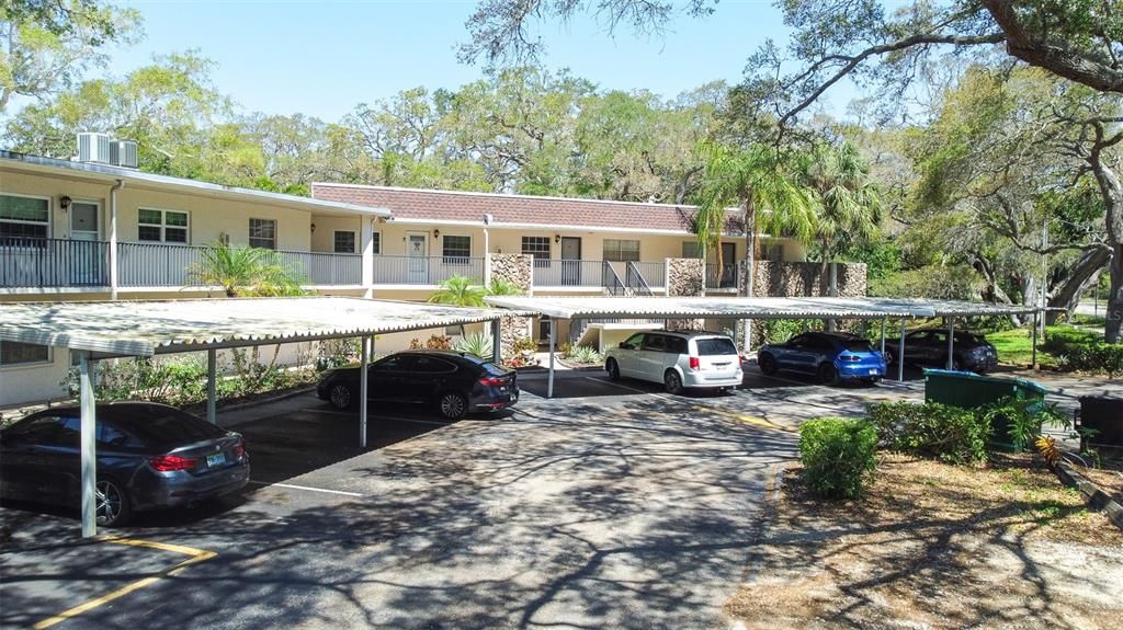 Active With Contract: $1,900 (2 beds, 2 baths, 1118 Square Feet)