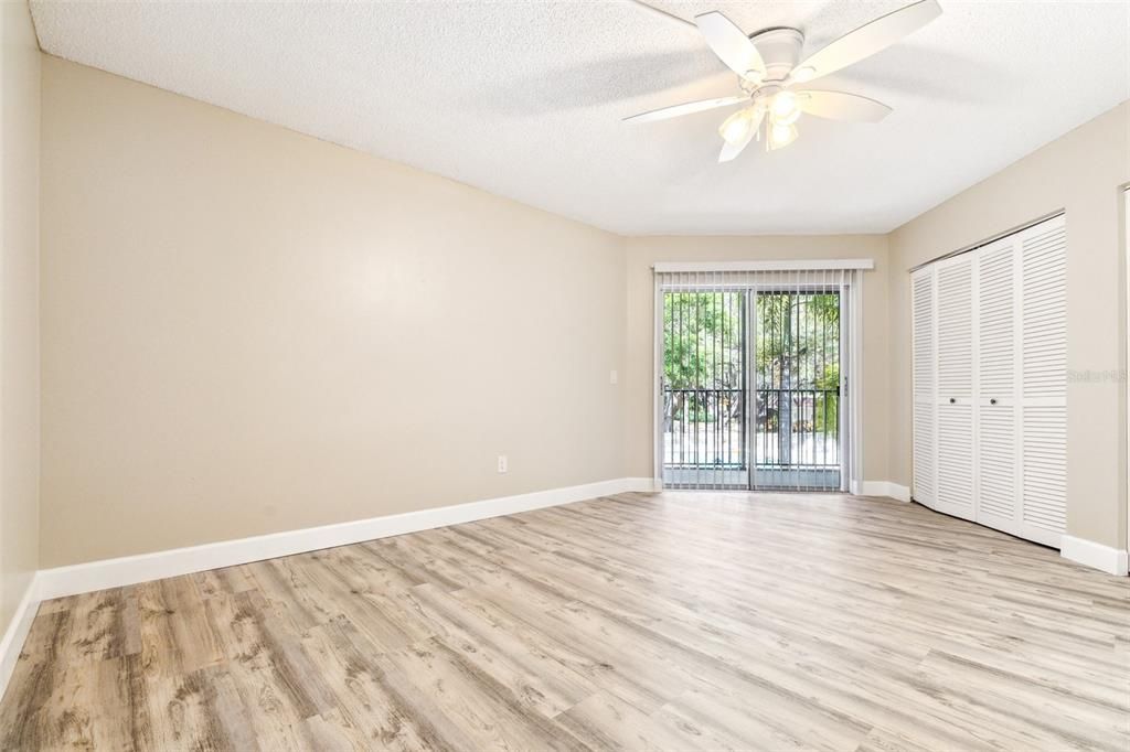 Active With Contract: $1,900 (2 beds, 2 baths, 1118 Square Feet)