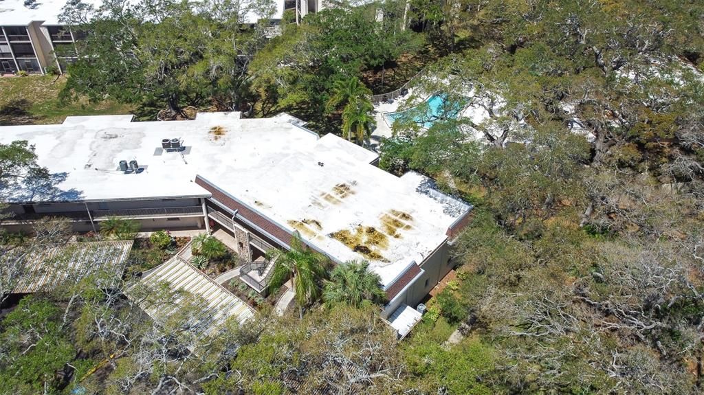 Active With Contract: $1,900 (2 beds, 2 baths, 1118 Square Feet)