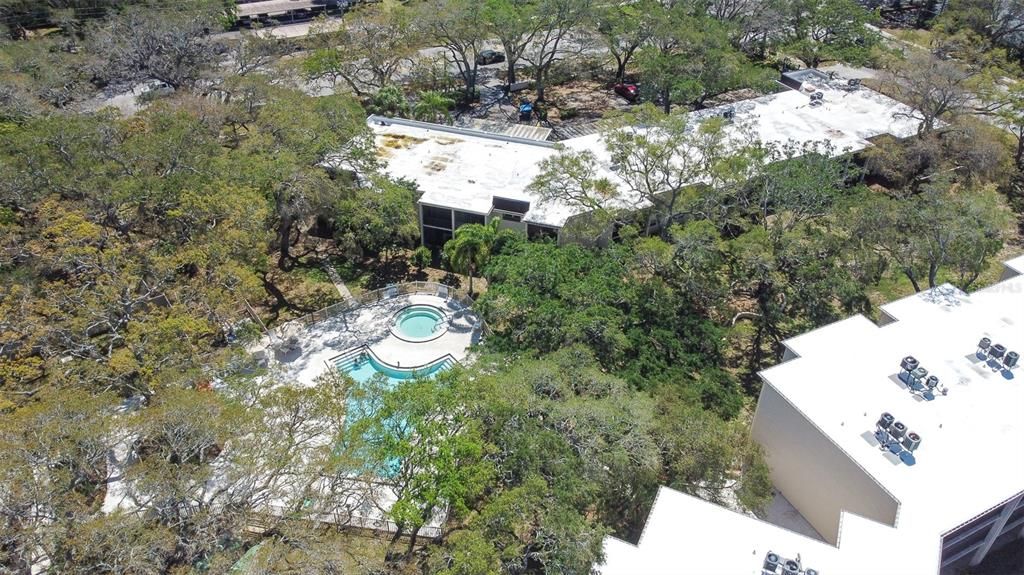 Active With Contract: $1,900 (2 beds, 2 baths, 1118 Square Feet)