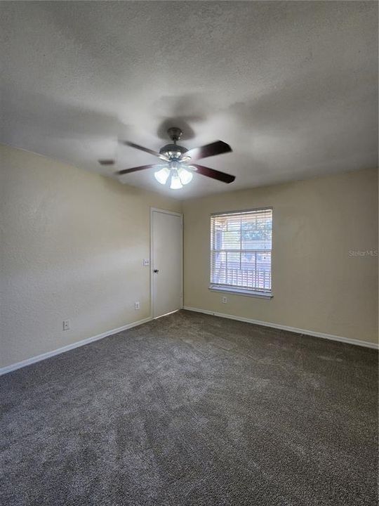 Active With Contract: $128,888 (2 beds, 2 baths, 934 Square Feet)